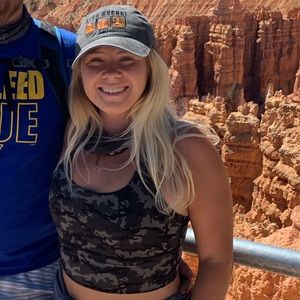 Meet your Posher, Beth